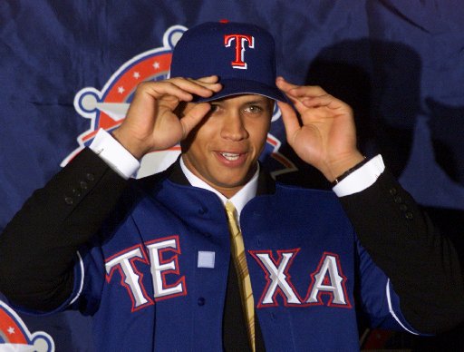 On this date 15 years ago: Rangers sign Alex Rodriguez to 10-year deal 