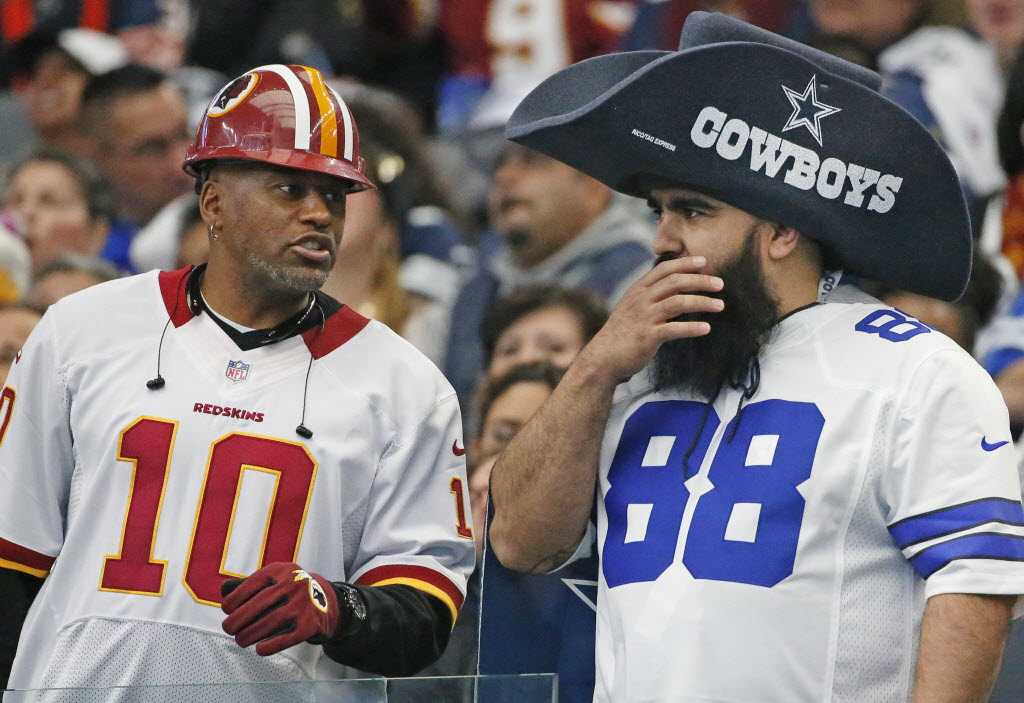 John Wall wears Cowboys jersey to Redskins game