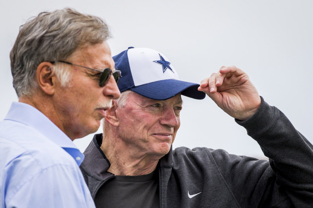 Report: Still an NFL power broker, Cowboys' Jerry Jones helps Rams earn Los  Angeles move