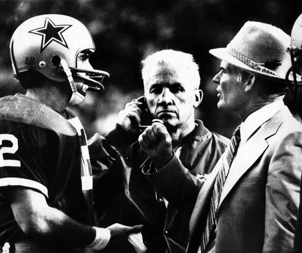 Woody Paige on the 1977 Broncos-Cowboys Super Bowl: A trash-talking Tom  Landry; why QB Craig Morton had little hope facing former team