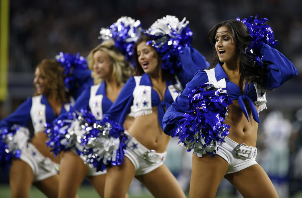 2015 Dallas Cowboys Cheerleaders – Ultimate Cheerleaders