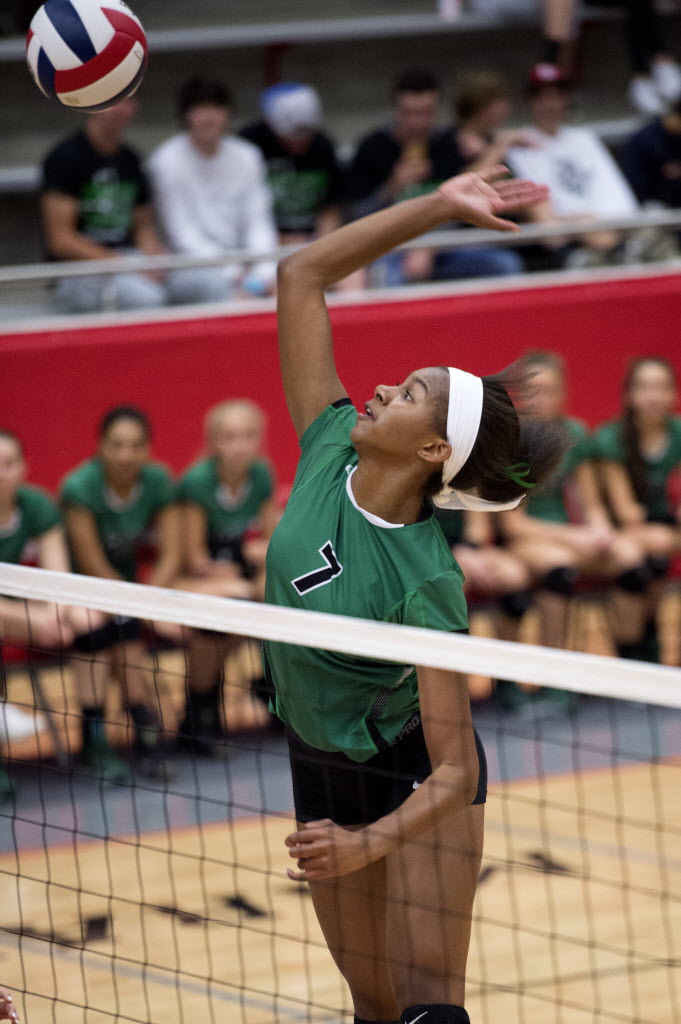 Former Southlake Carroll volleyball player Asjia O'Neal, now at