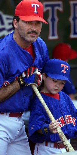 Rafael Palmeiro S Son A Colleyville Heritage Grad Drafted By One Of Father S Old Teams