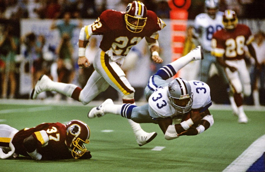 File photo of Dallas Cowboys Tony Dorsett against the Washington Redskins at Texas Stadium in Irving.   (Louis DeLuca/Dallas Morning News)