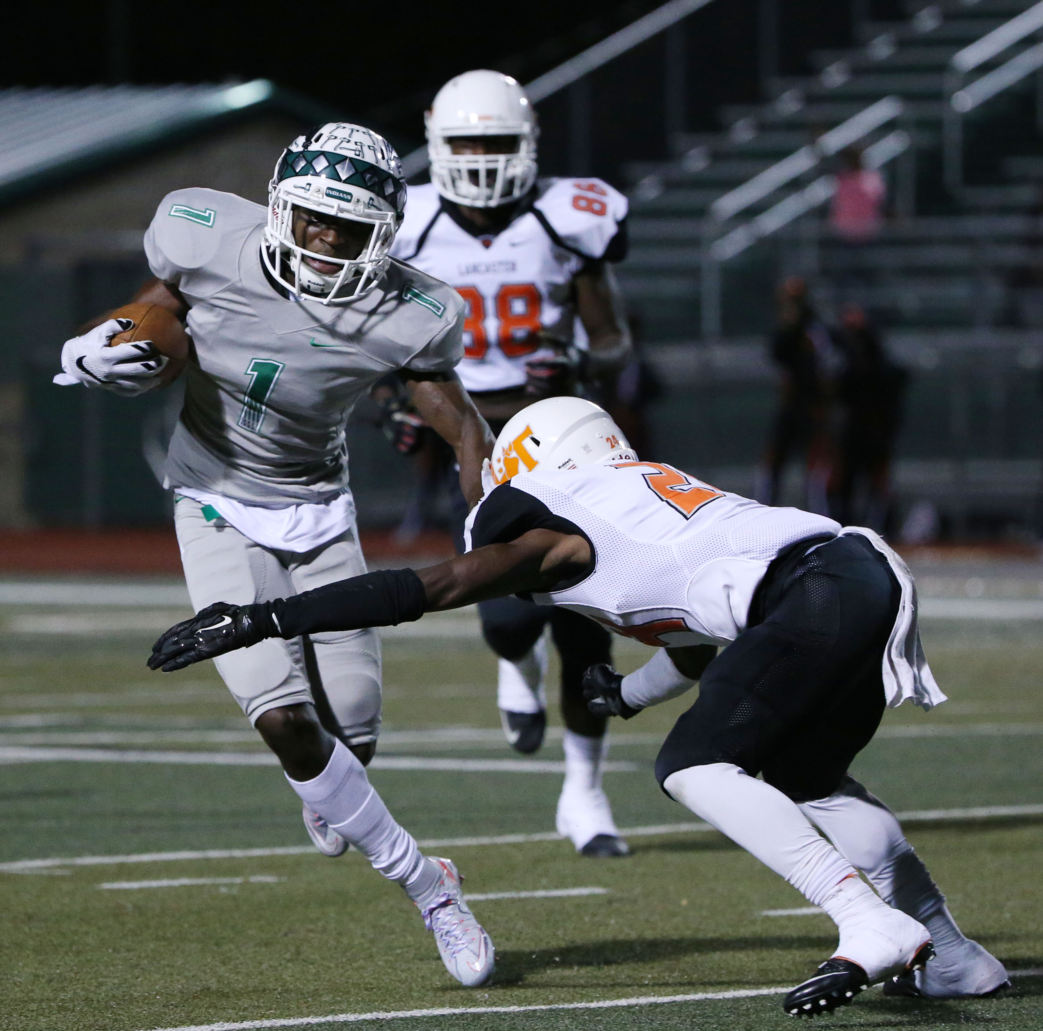 Devin Williams, Mansfield Timberview, Dual-Threat Quarterback