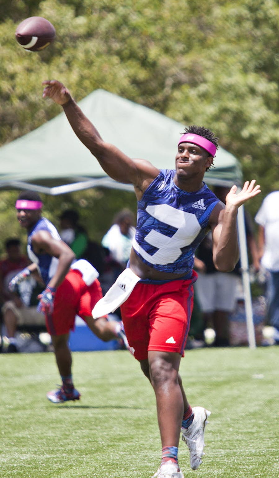 DeSoto player Shawn Robinson (3) throws the ball during their game against Harker Heights at their Division I 7-on-7 quarterfinal game at Veterans Park and Athletic Complex in College Station, Texas on July 9, 2016. (Thao Nguyen/Special Contributor)