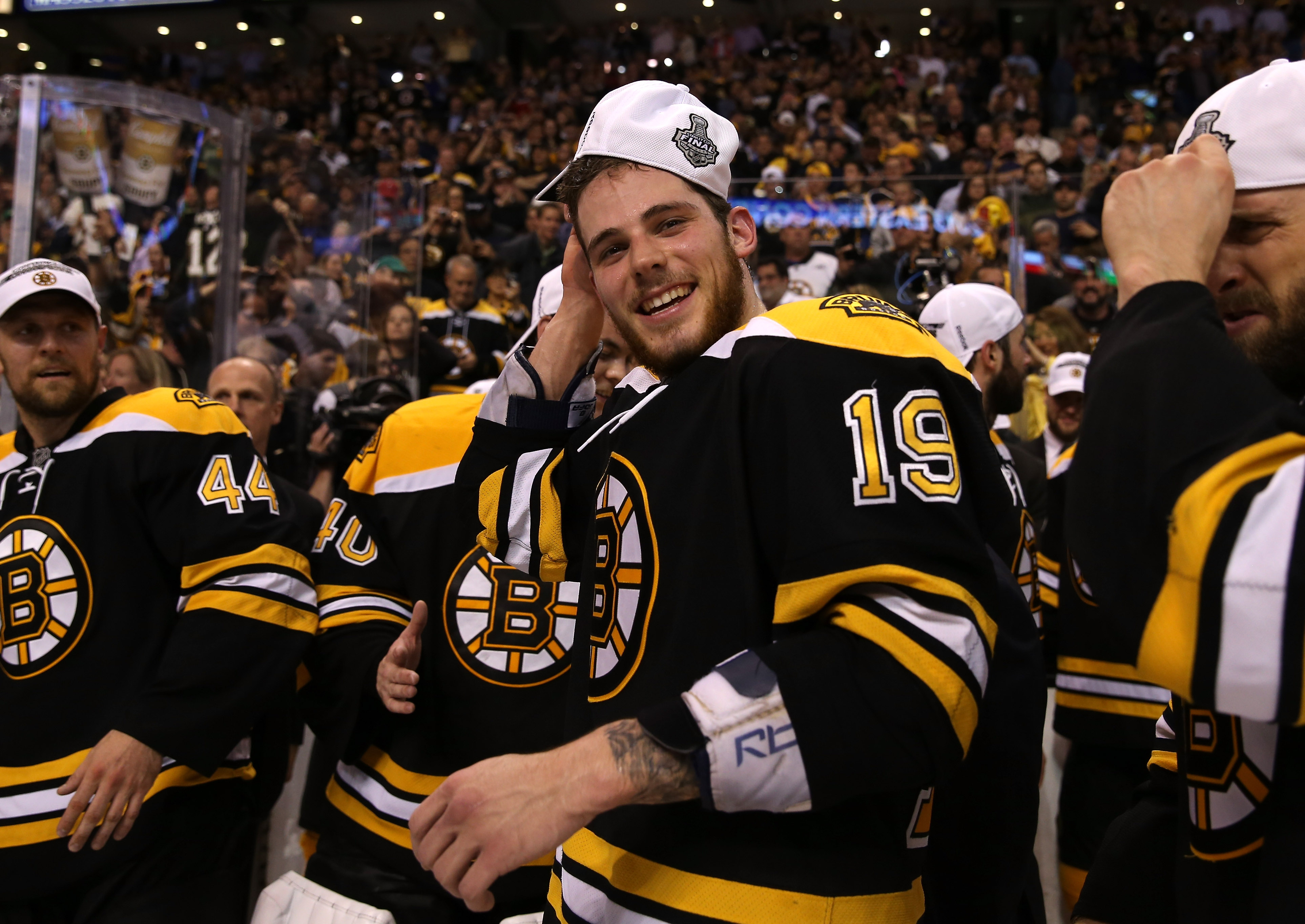 Dating is Dangerous for Bruins' Tyler Seguin - SB Nation Boston