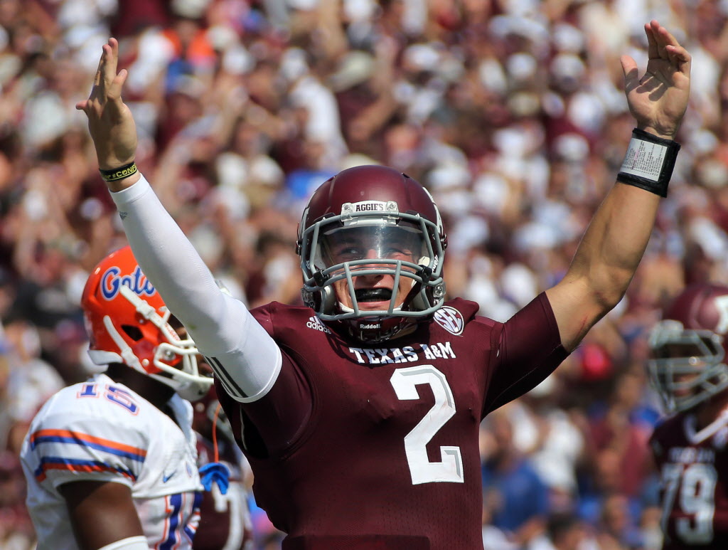 Johnny Manziel is hands down in the top 5 most electric college footba