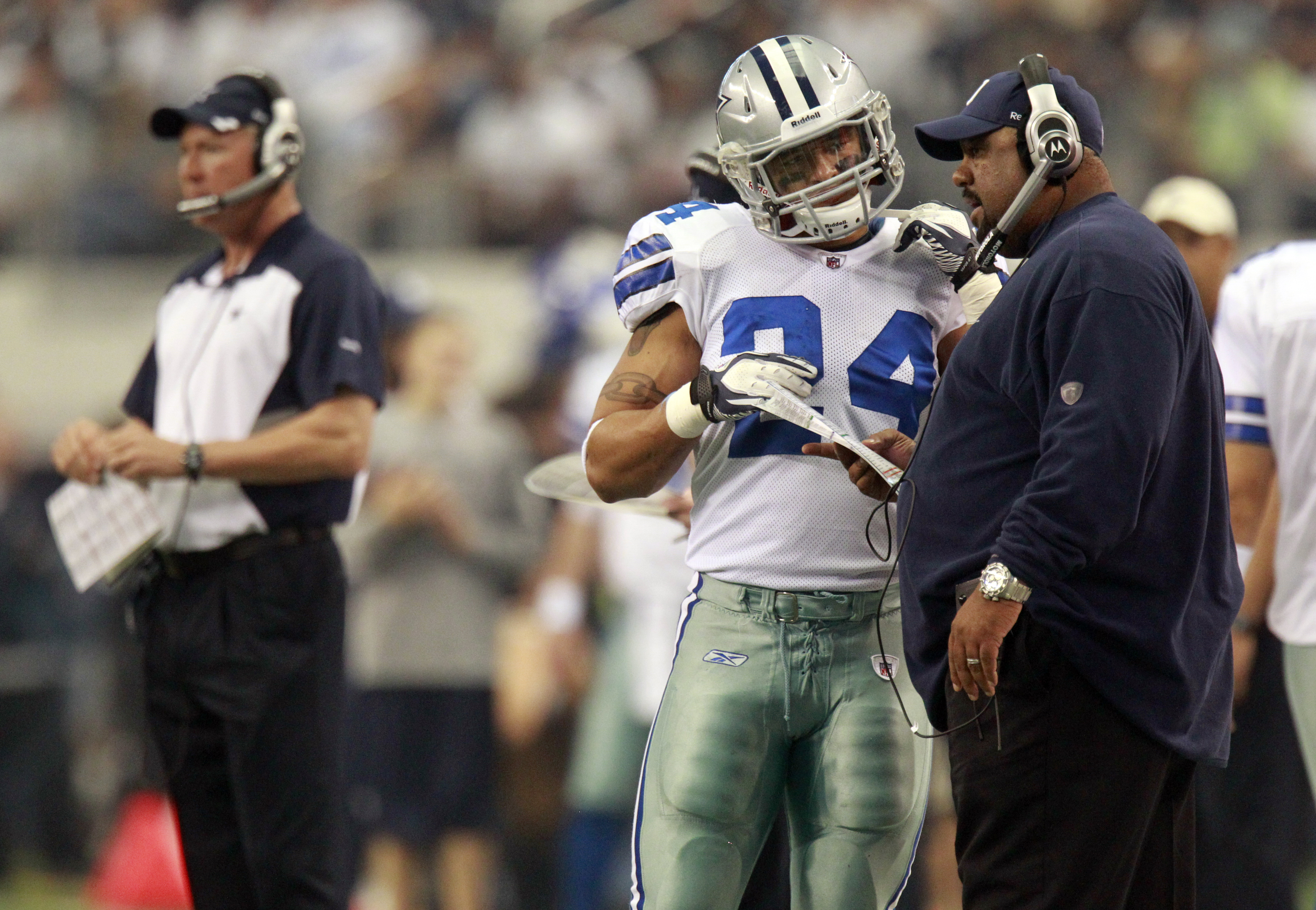 Jerry Jones: 'We just don't know' about injured Tony Fiammetta, Jon Kitna