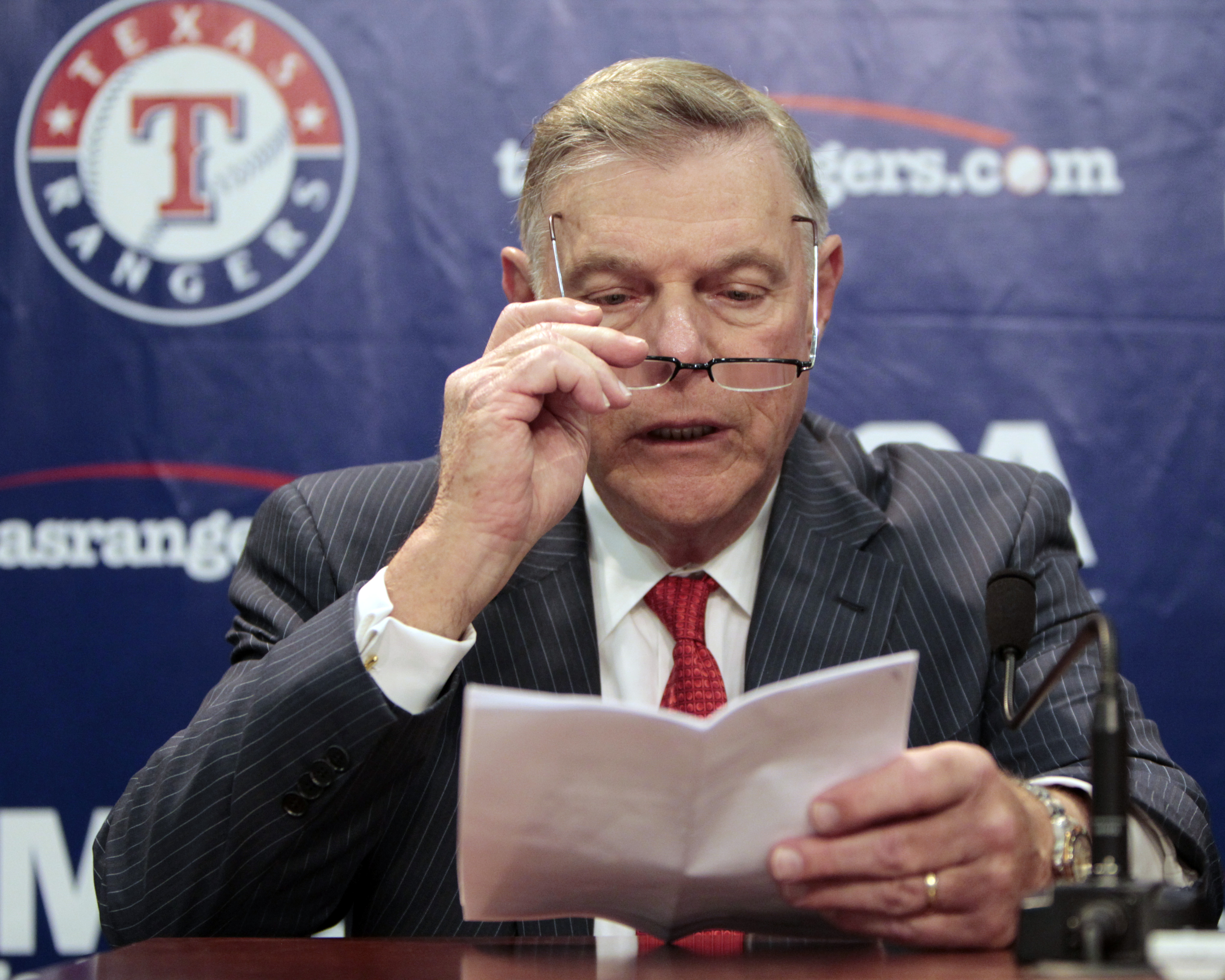 Texas Rangers Ray Davis to Texas Rangers' controlling owner