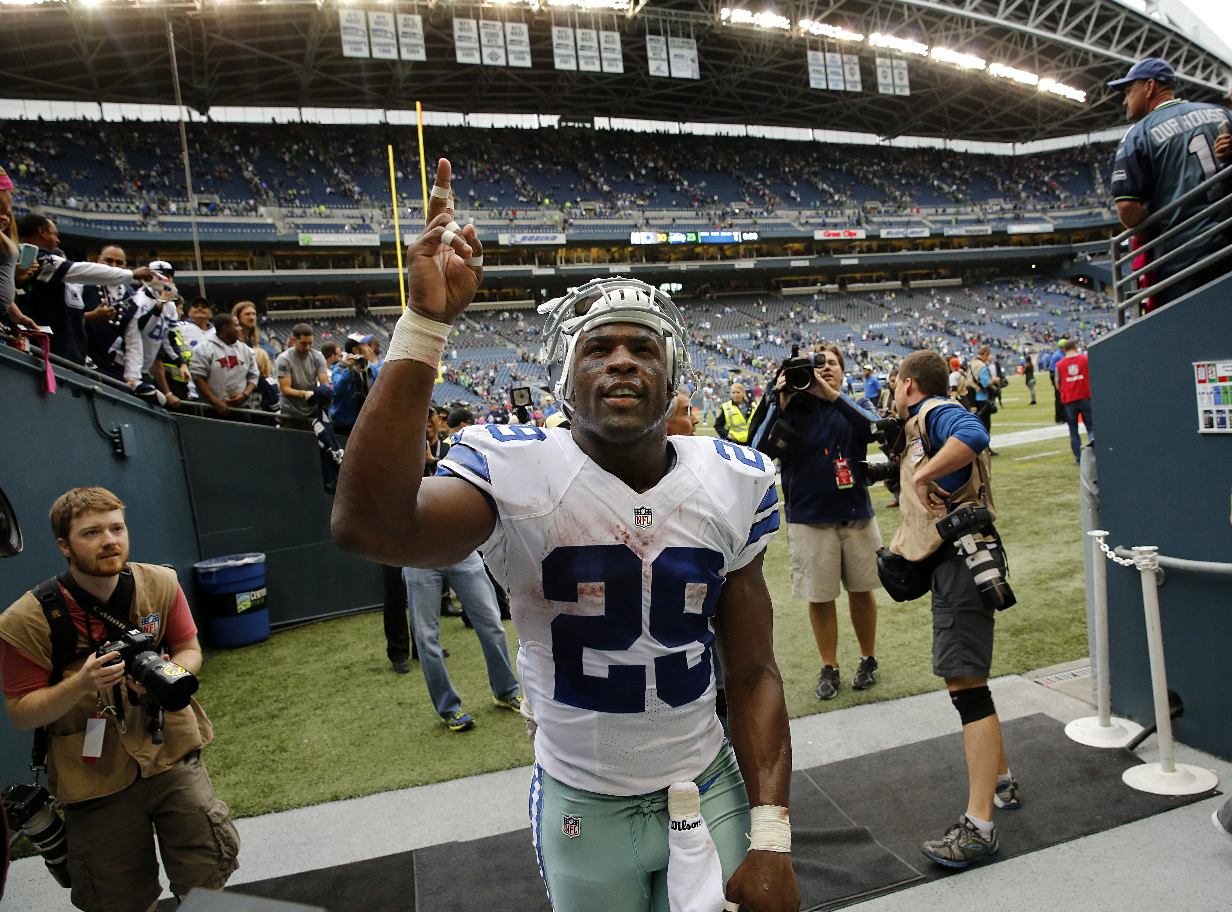 Ranking LaDainian Tomlinson With Thurman Thomas, Marshall Faulk