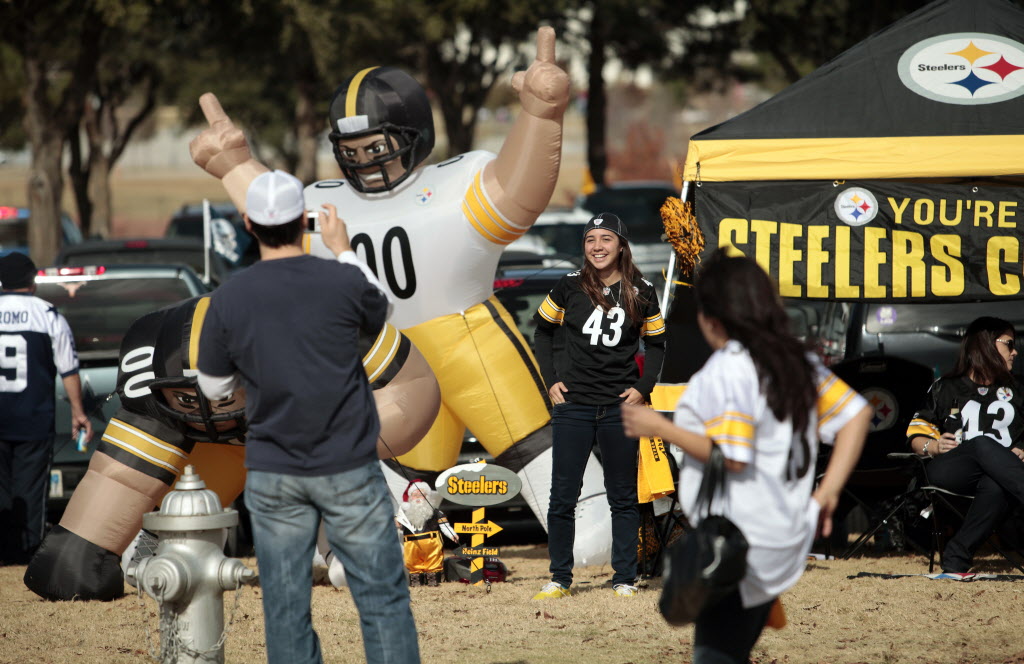 Dallas Cowboys Cowboys/Steelers tailgating photos Pittsburgh fans