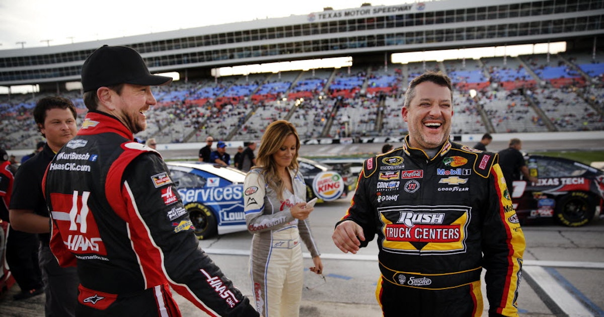 Tony Stewart returns to Texas Motor Speedway, but comeback not in his plans