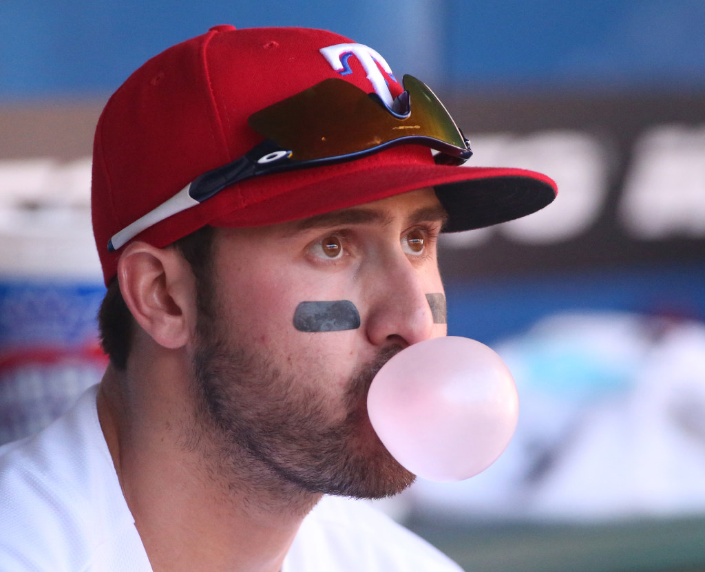 Joey Gallo will need 4-6 weeks to recover from hamstring strain; Elvis  Andrus undergoes surgery