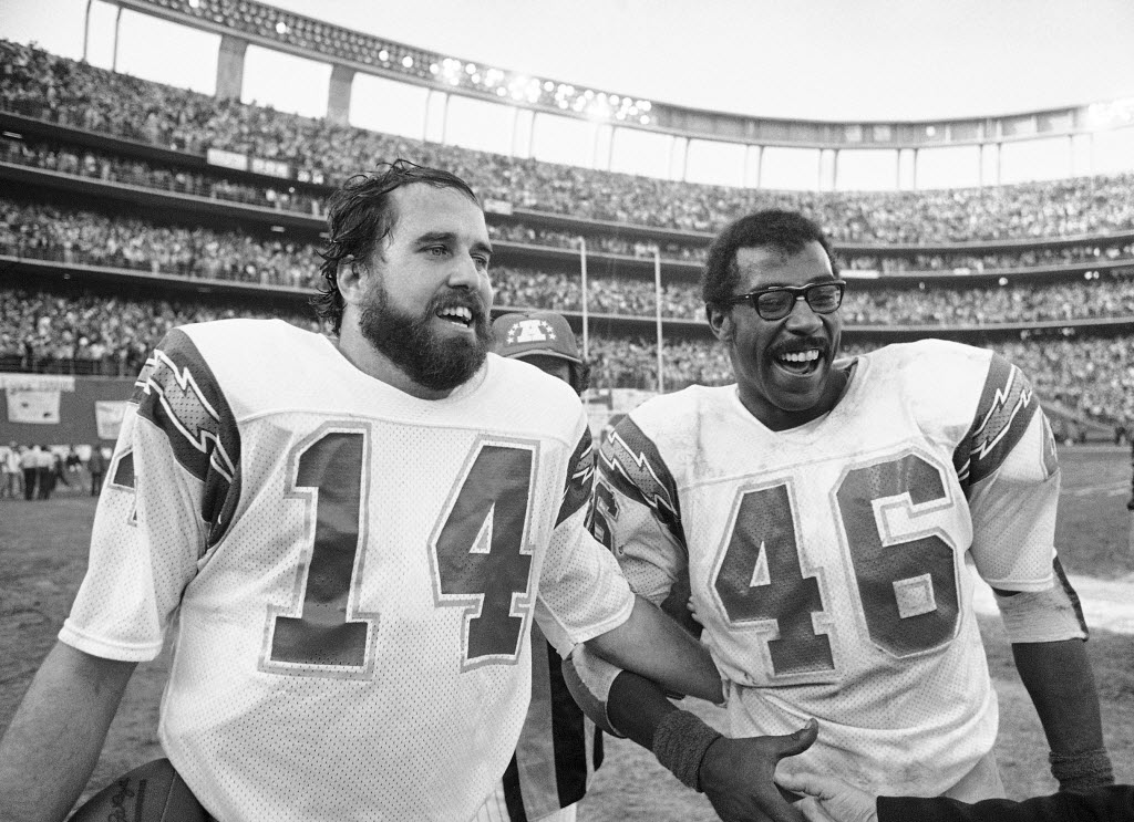 1980 SAN DIEGO CHARGERS 8X10 TEAM PHOTO FOOTBALL PICTURE DIVISION CHAMPS