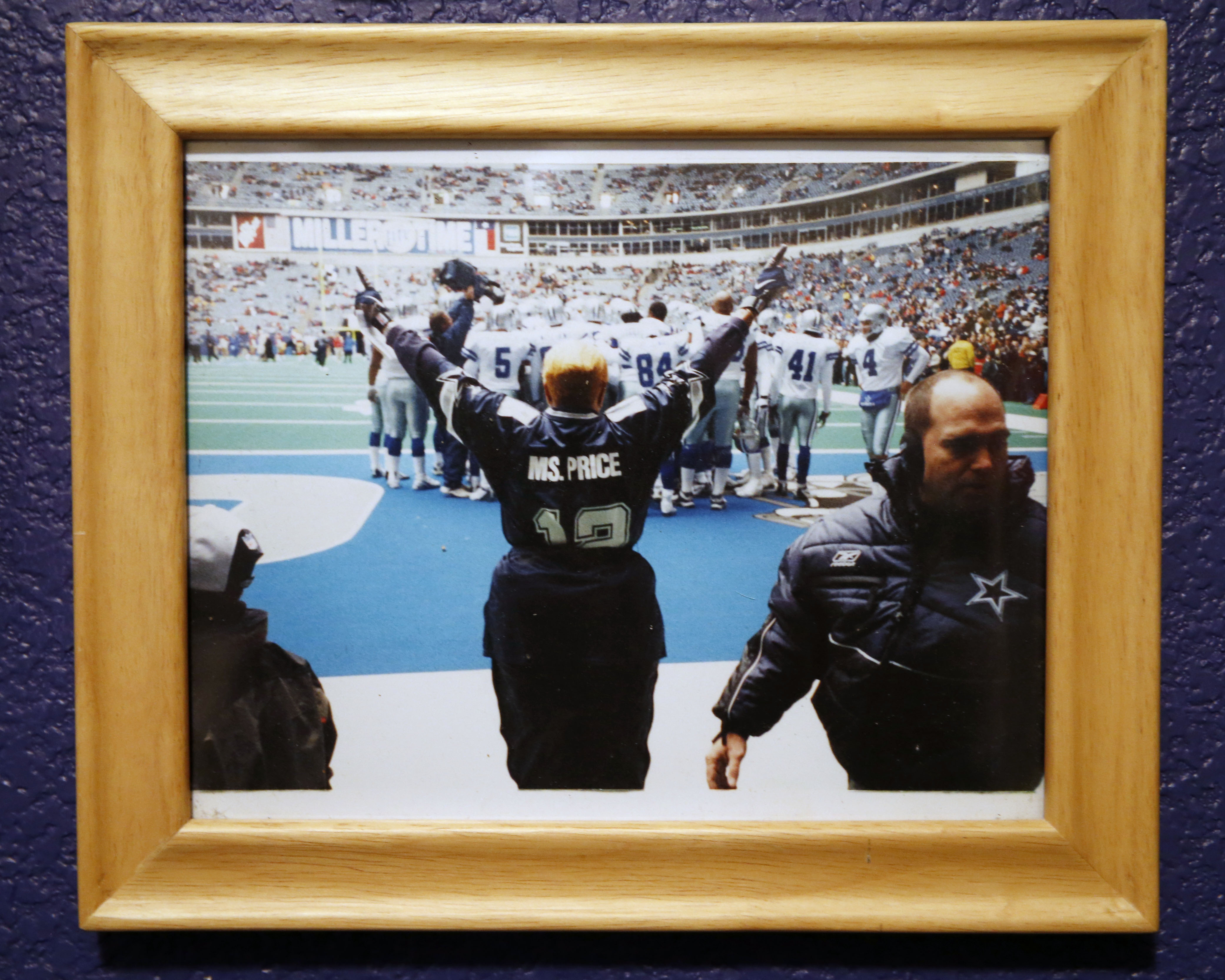 JASON WITTEN (Cowboys blue SKYLINE) Signed Autographed Framed