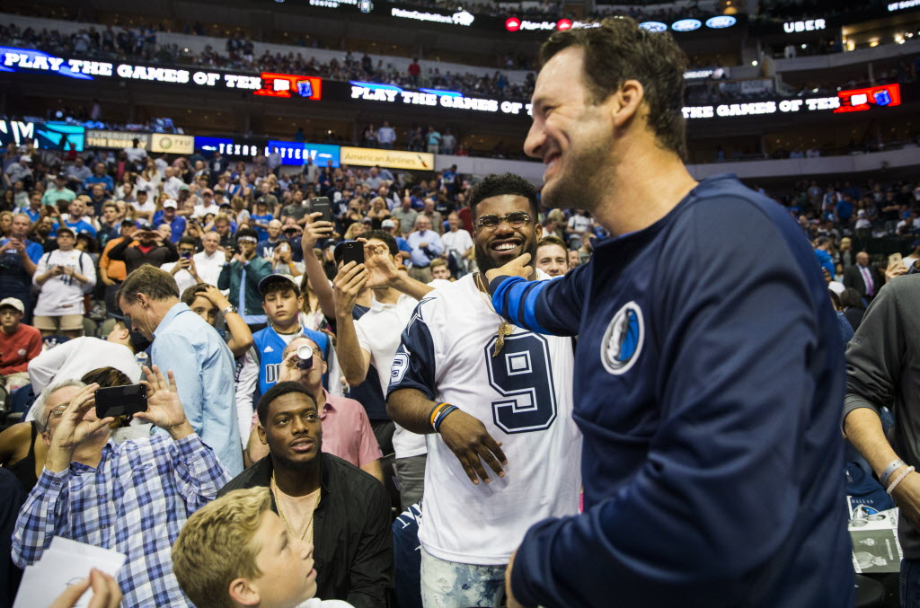 Wow, Tony Romo Looks Weird in a Mavs Uniform - The Ringer