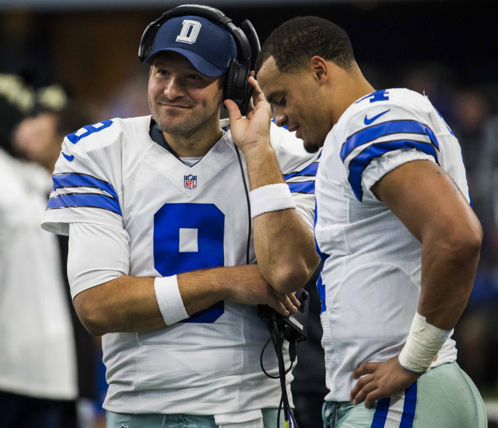 Here's what Tony Romo texted Dak Prescott before his first Cowboys
