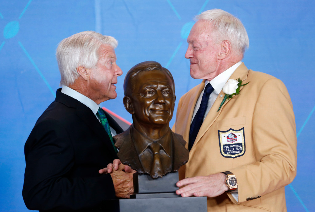 Jerry Jones Congratulates Jimmy Johnson On HOF