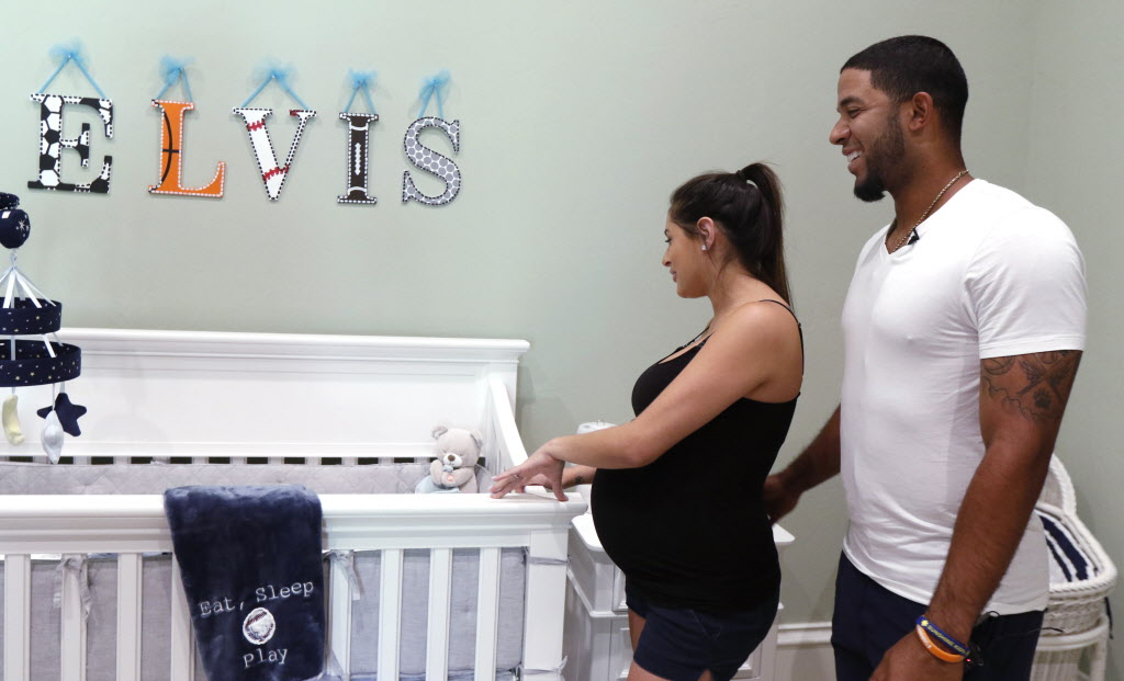 Rangers' Elvis Andrus becomes father to baby boy