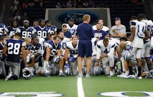 Dallas Cowboys head coach Jason Garrett talks to the team after practice during training camp at The Star in Frisco on Monday, August 28, 2017. (Vernon Bryant/The Dallas Morning News)