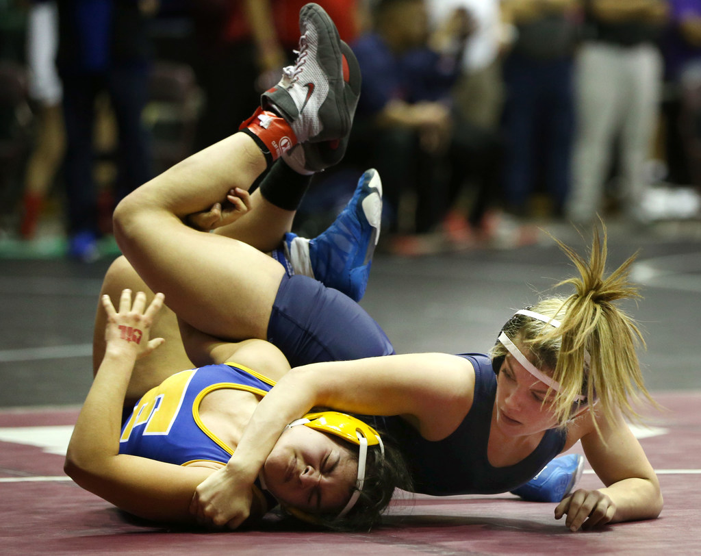 UIL wrestling notebook: Allen Eagles dominate as Alex Liles finishes career  undefeated