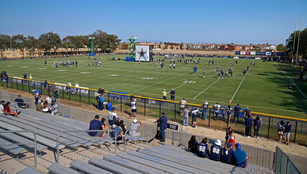 Cowboys' training camp attendance in Southern California dipped by almost  1,000 fans per practice