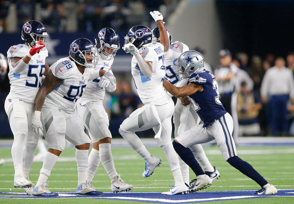 Titans' Kevin Byard taunts Cowboys by channeling Terrell Owens, celebrating  on star