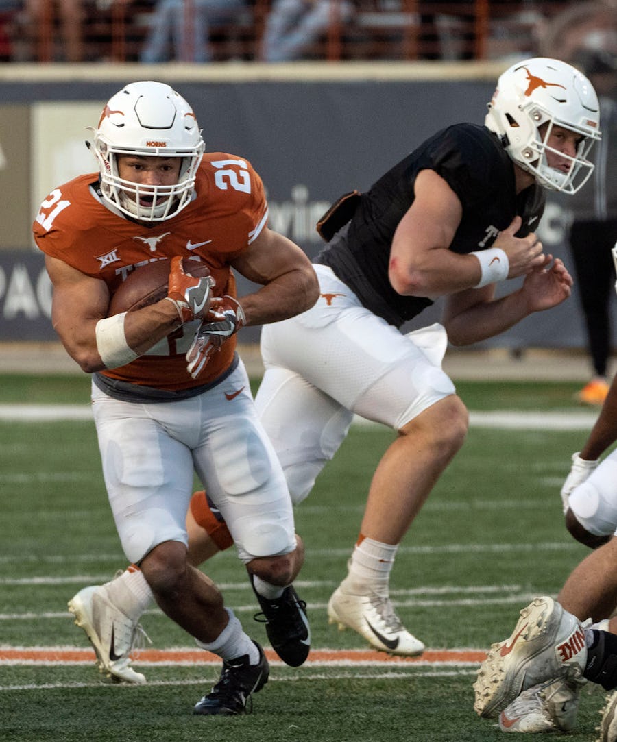 1555543217-041519texfoot.jpg?q=50&auto=f