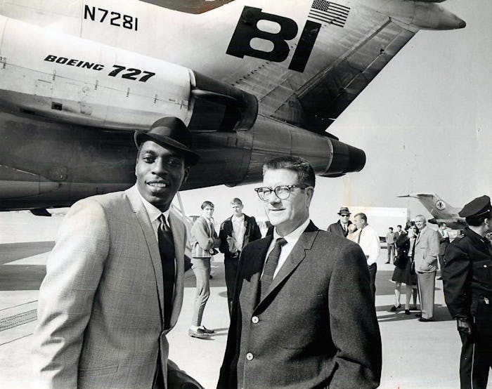 Dallas Cowboys Cowboys founder Clint Murchison Jr. receiving Pro