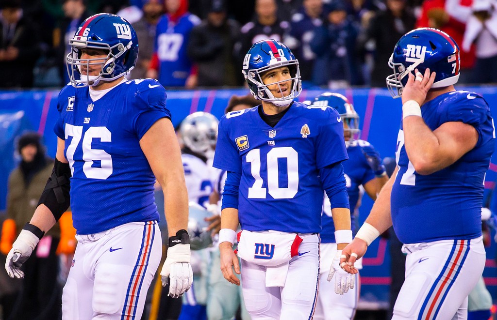 The Cowboys Besiege Eli Manning and Send the Giants to Another 0-2 Start -  The New York Times