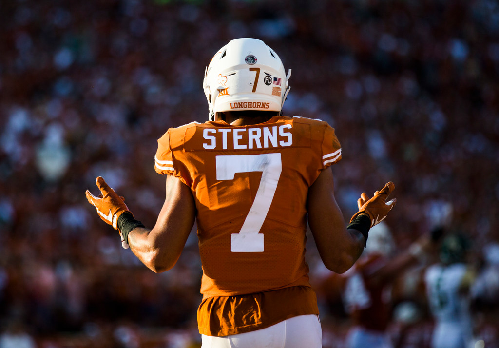 Texas sophomore S Caden Sterns preparing to lead young secondary - Burnt  Orange Nation