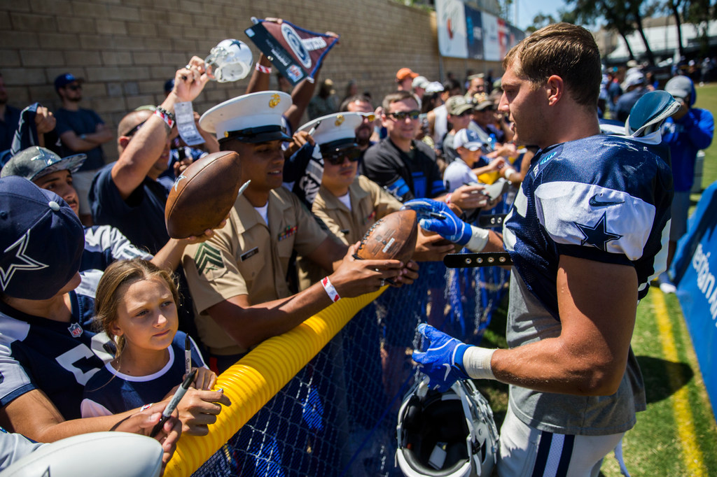 As Leighton Vander Esch continues to wow Cowboys coaches, his confidence  has only grown heading into Year 2