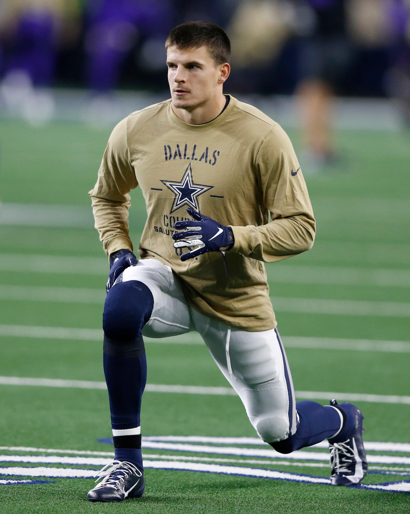 Cowboys-Vikings pregame photos: Jaylon Smith reps 'Hot Boyz