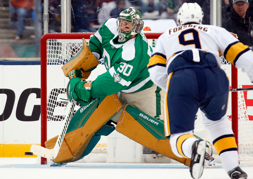 Stars goalie Ben Bishop returns to practice after missing due to